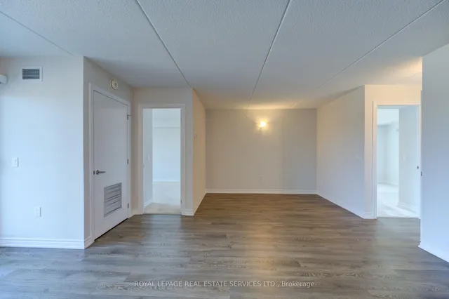 Additional image 7 of 716 Main St Unit 301