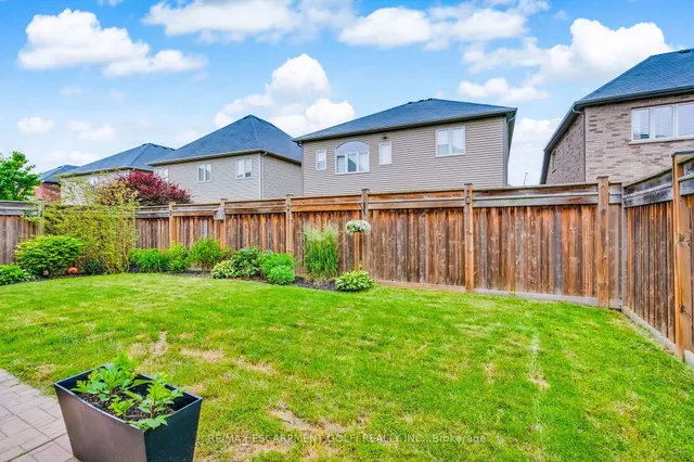 Additional image 29 of 168 BOOKJANS Dr