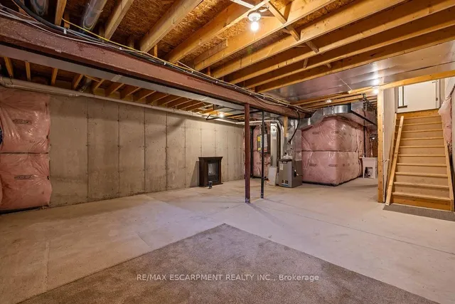 Additional image 40 of 34 Dayman Dr