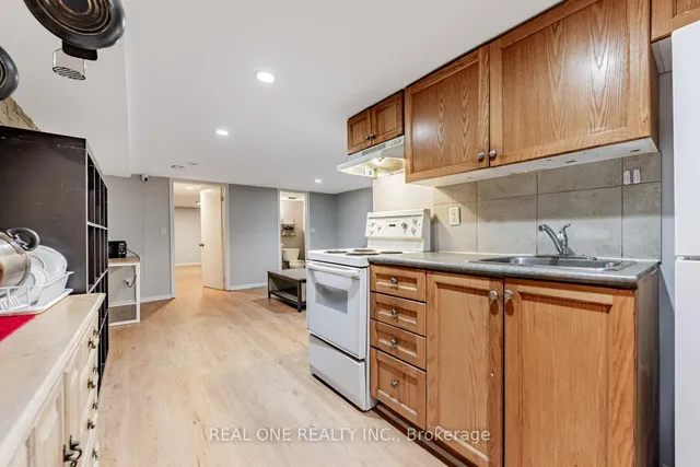 Additional image 26 of 97 Lippincott St