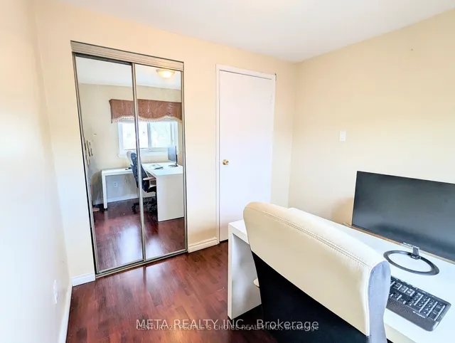 Additional image 20 of 45 Whiteleas Ave