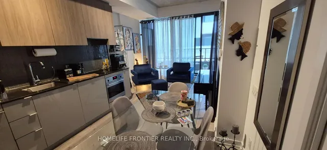 Additional image 3 of 161 Roehampton Ave Unit 226