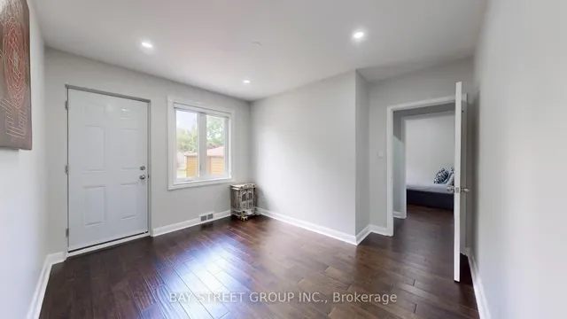 Additional image 18 of 15 Macleod St