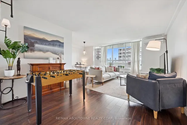 房产图片 7 - 多伦多南港街65号1002单元