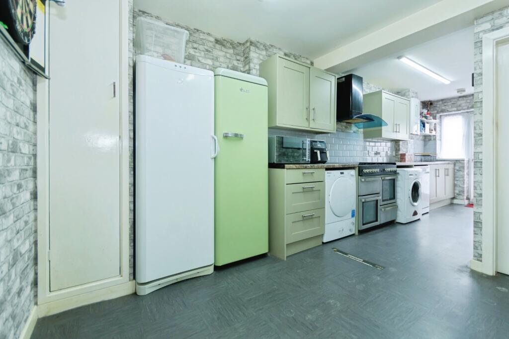 Additional image 5 of Mapleton Grove, Birmingham, West Midlands, B28