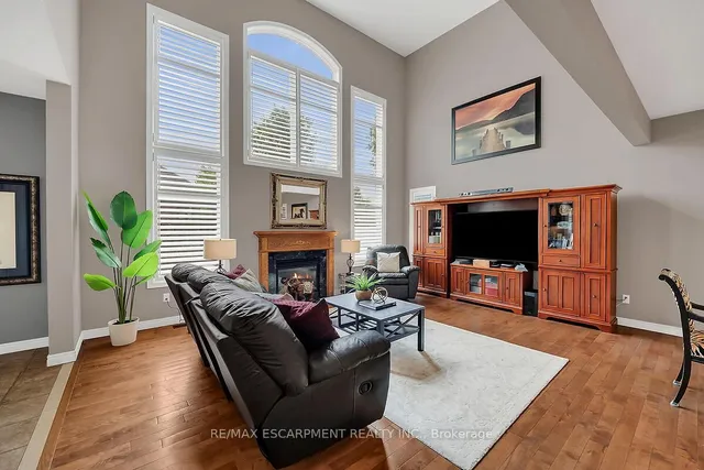 Additional image 13 of 4 Moonstone Crt