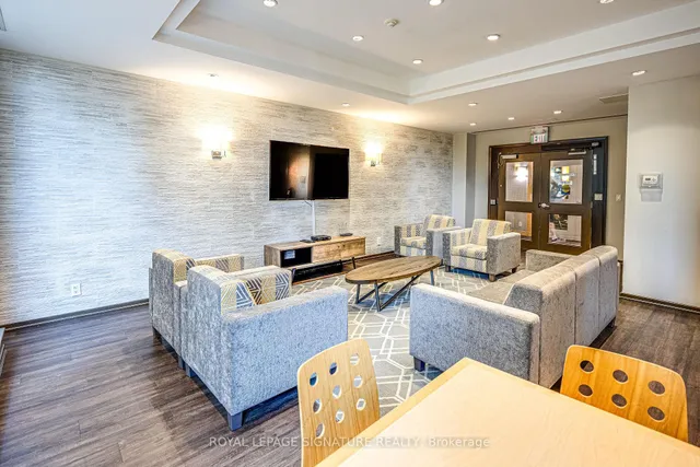 Additional image 23 of 212 Eglinton Ave Unit 402