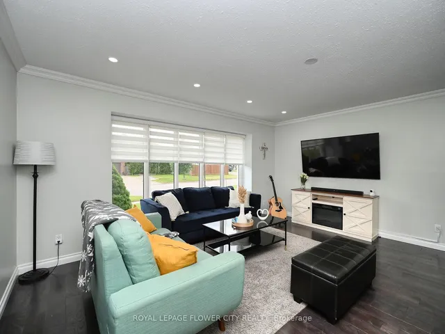 Additional image 7 of 2 Aintree Cres