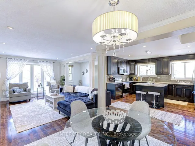 Additional image 12 of 841 Coulson Ave