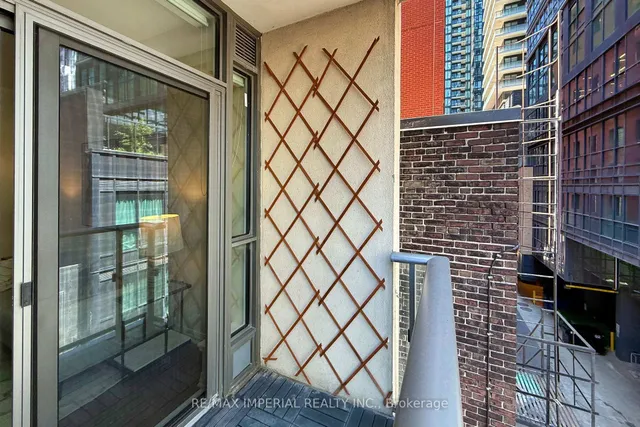 Additional image 24 of 8 mercer St