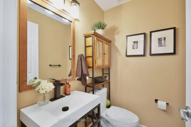 房产图片 15 - 365 Brisdale Dr