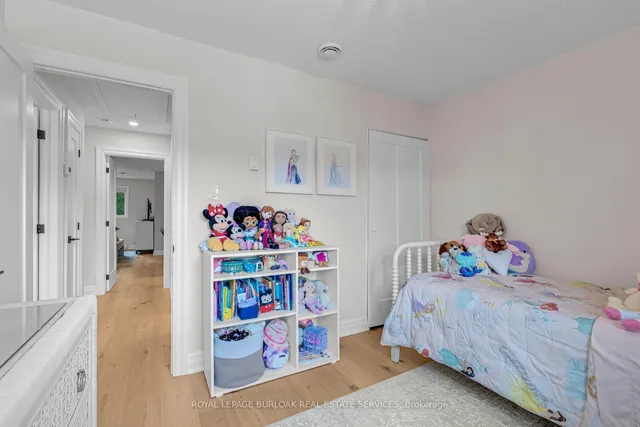 Additional image 26 of 1576 Kerns Rd Unit 6