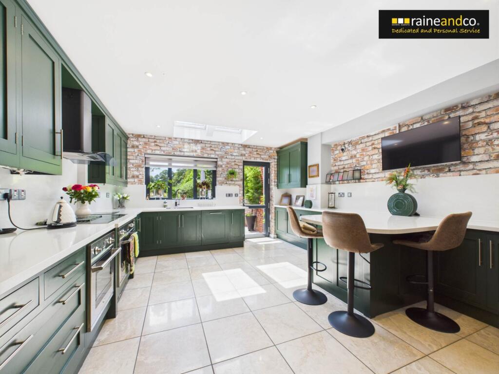 Additional image 39 of Home Farm Road, Brookmans Park