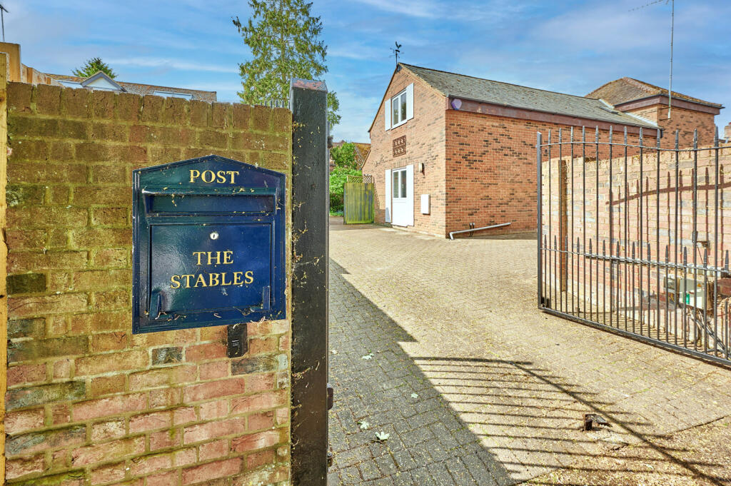 Additional image 29 of East Lane, Wheathampstead, St. Albans, Hertfordshire, AL4