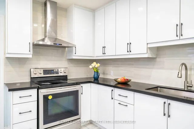 Additional image 17 of 341 Clinton St