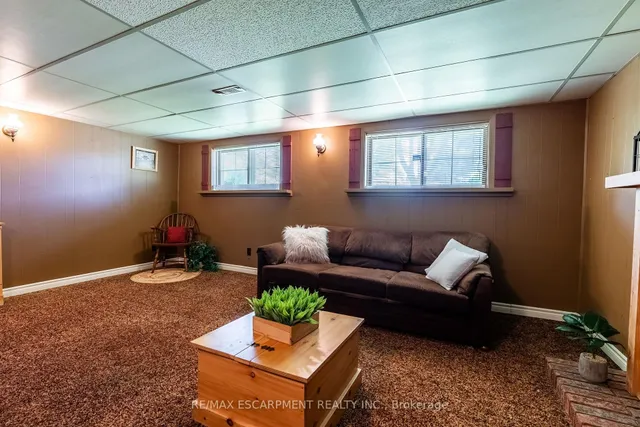 Additional image 31 of 1515 Brenner Cres