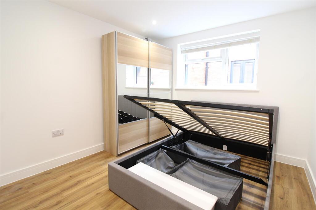 Additional image 5 of London Road, St. Albans