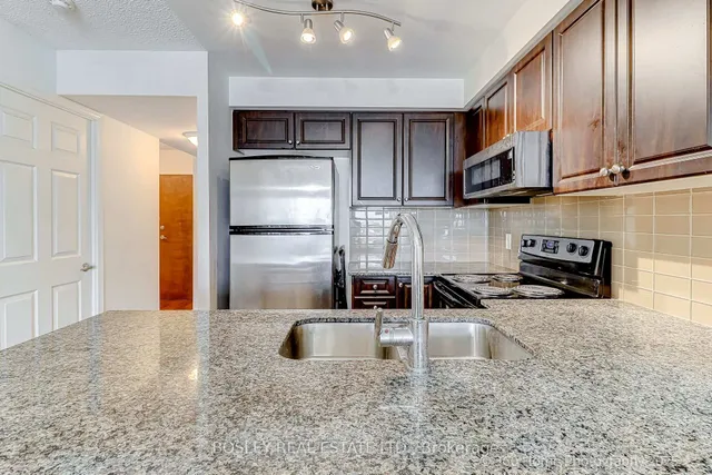 Additional image 6 of 60 Fairfax Cres Unit 526