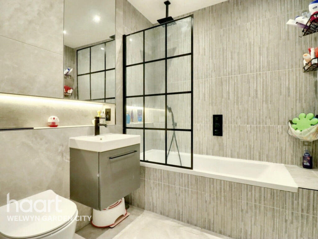 Additional image 8 of Fountain House, Parkway, WELWYN GARDEN CITY