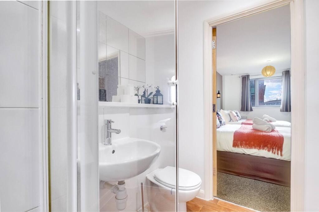 Additional image 10 of 165 Granville Street