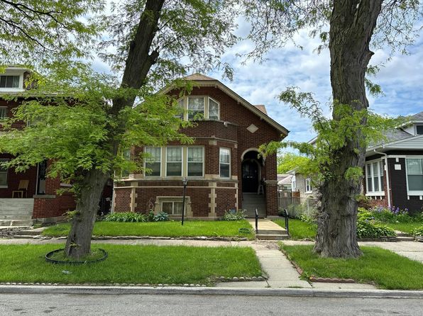 7544 S Ridgeland Ave, Chicago, IL 60649