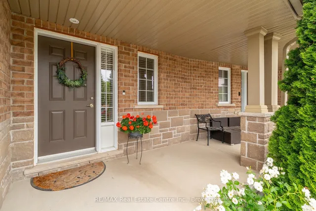 Additional image 6 of 939 Zeller Cres