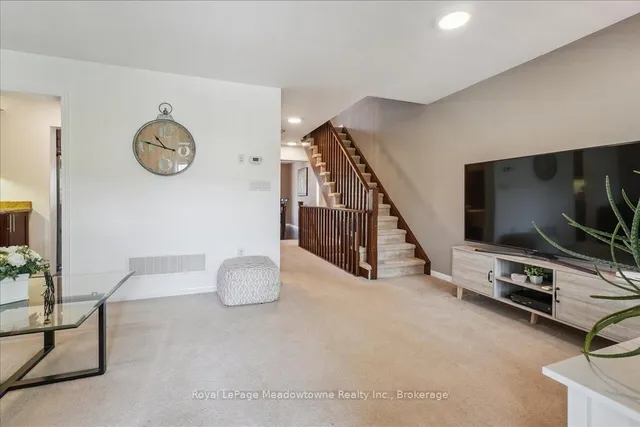 Additional image 42 of 661 Scott Blvd