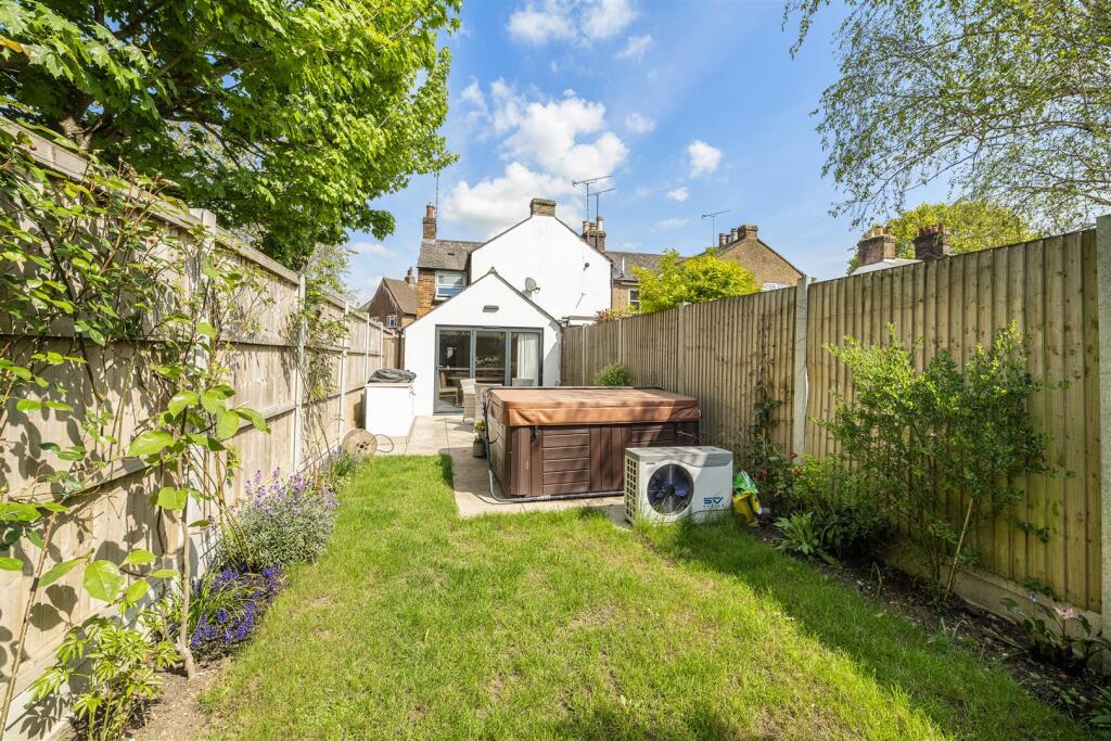 Additional image 11 of Grove Road, Harpenden