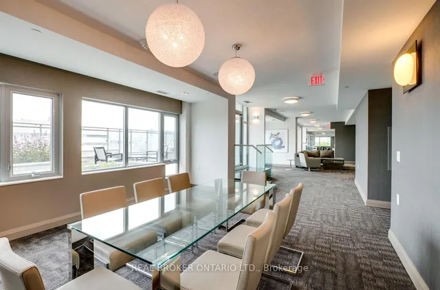 Additional image 37 of 525 Adelaide St Unit 215