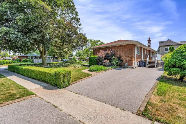 Additional image 42 of 18 Verlaine Pl