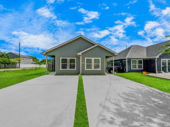 9805 Kerr St, Houston, TX 77029