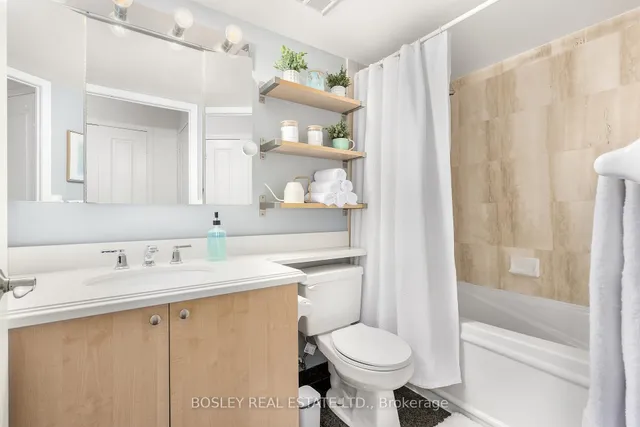 Additional image 22 of 51 Harrison Garden Blvd Unit 306