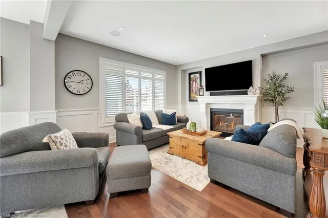 Additional image 13 of 36 Newcastle Crt