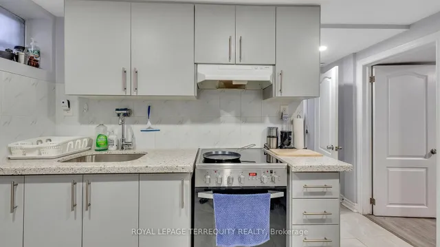 Additional image 23 of 12 Lynvalley Cres