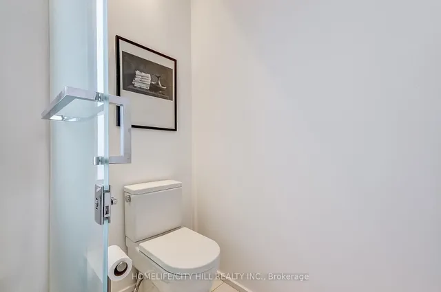 Additional image 32 of 249 Claremont St