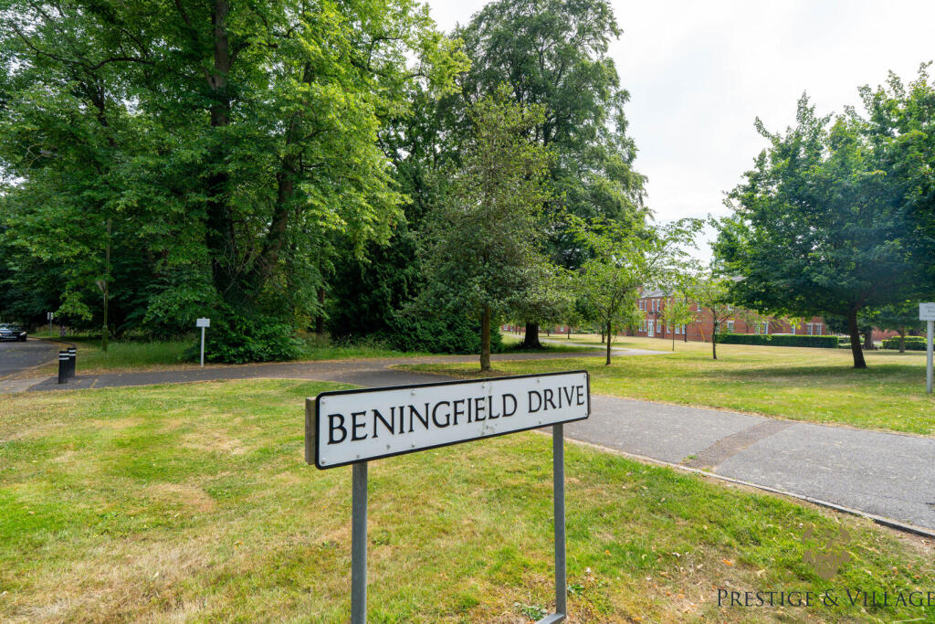 Additional image 37 of Beningfield Drive, Napsbury Park