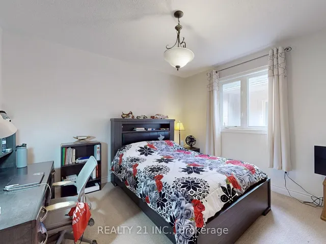 Additional image 37 of 44 Fogerty St
