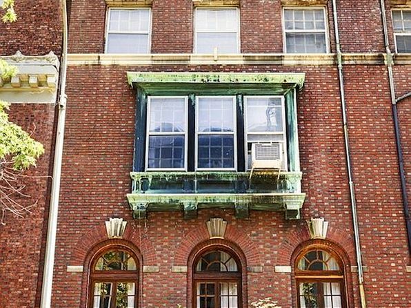 315 W 92nd St, New York, NY 10025