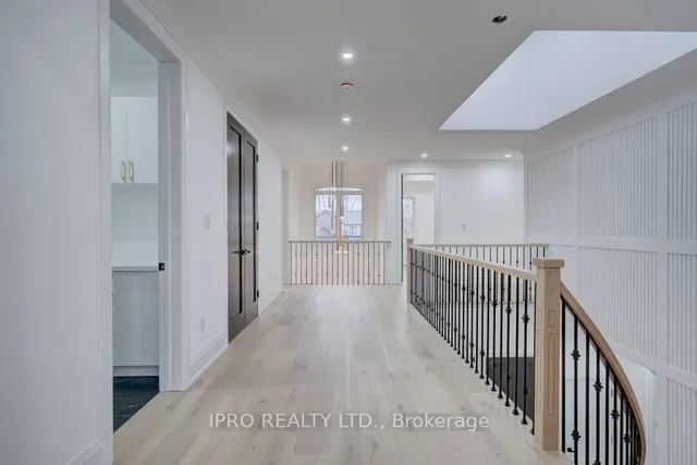 Additional image 33 of 12 Euclid Ave