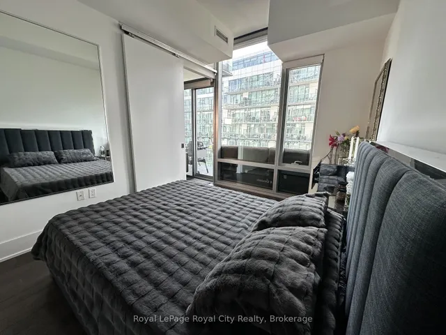 Additional image 20 of 39 Queens Quay Unit 830