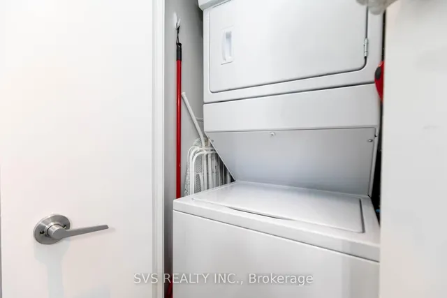 Additional image 22 of 21 Nelson St Unit 905