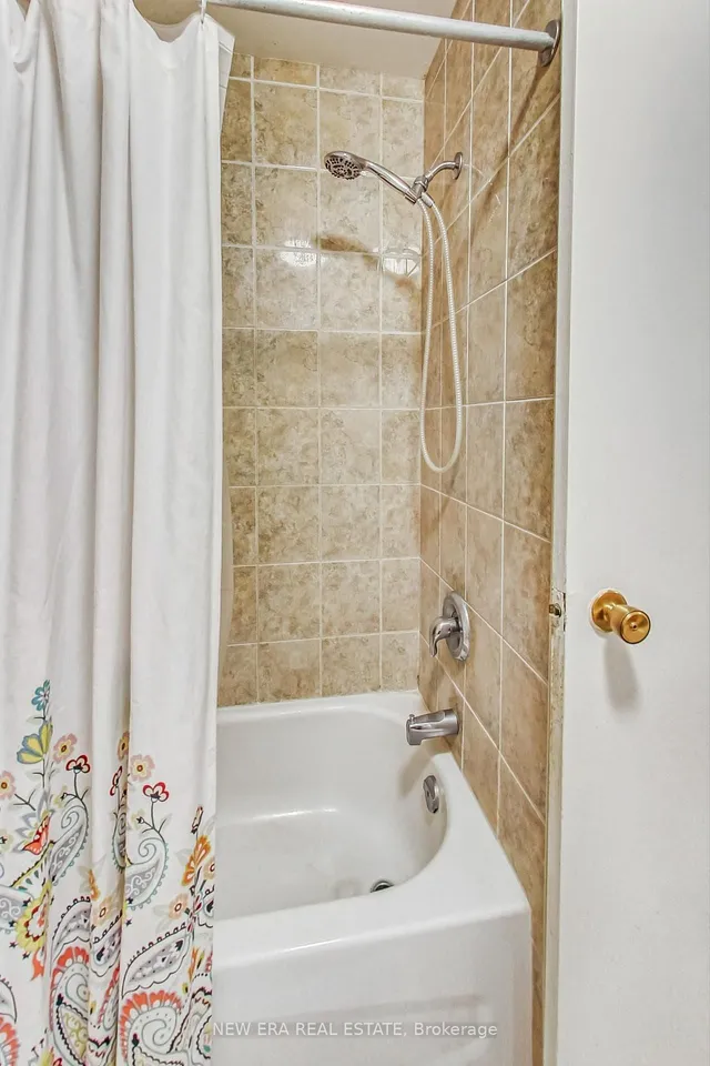 Additional image 31 of 375 Pioneer Dr Unit 1
