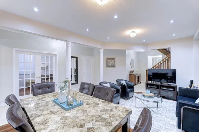 Additional image 11 of 8 Constance St