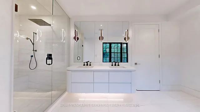 Additional image 31 of 38 Elgin Ave