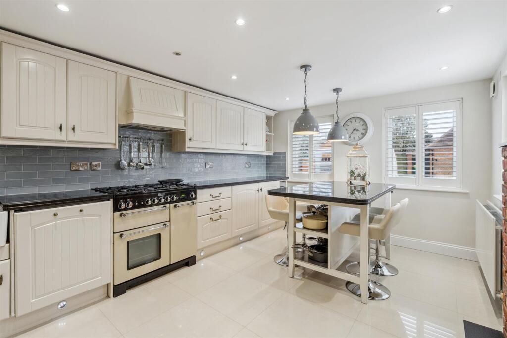 Additional image 32 of Coursers Road, Colney Heath, St. Albans