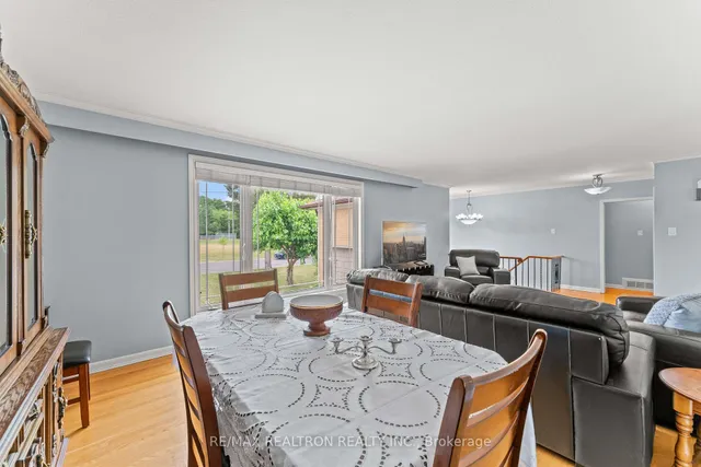 Additional image 6 of 4 Peacham Cres