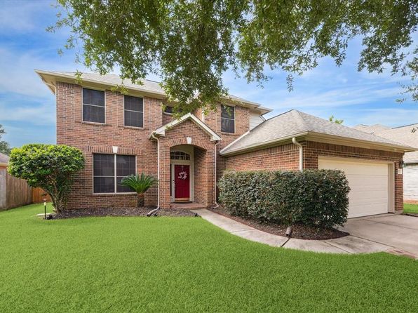 6111 Branch Lake Dr, Houston, TX 77066
