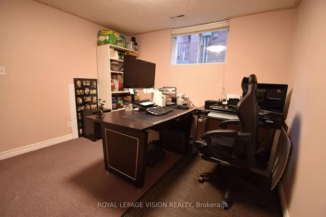 Additional image 41 of 28 Valley Centre Dr