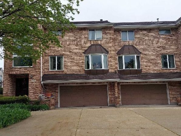 8110 S Prairie Park Pl, Chicago, IL 60619