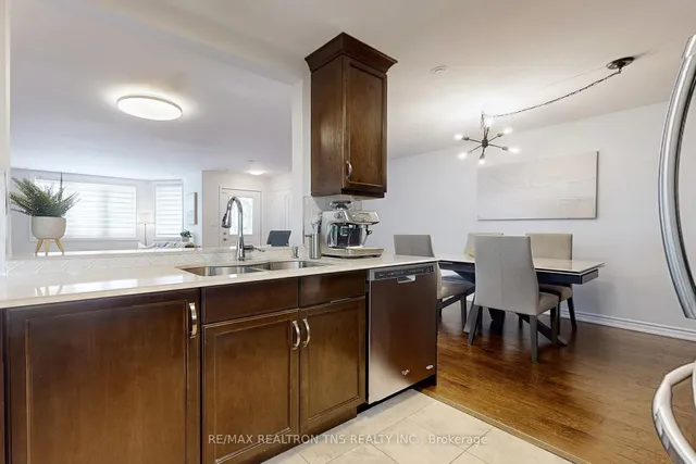 Additional image 13 of 108 Finch Ave Unit C11